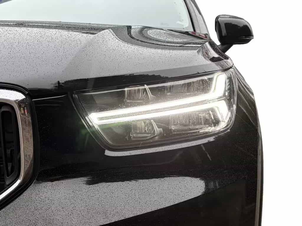Volvo XC40 T4 Momentum Pro HARMAN/KARDON | KAMERA | NA 05/2019-photo-2