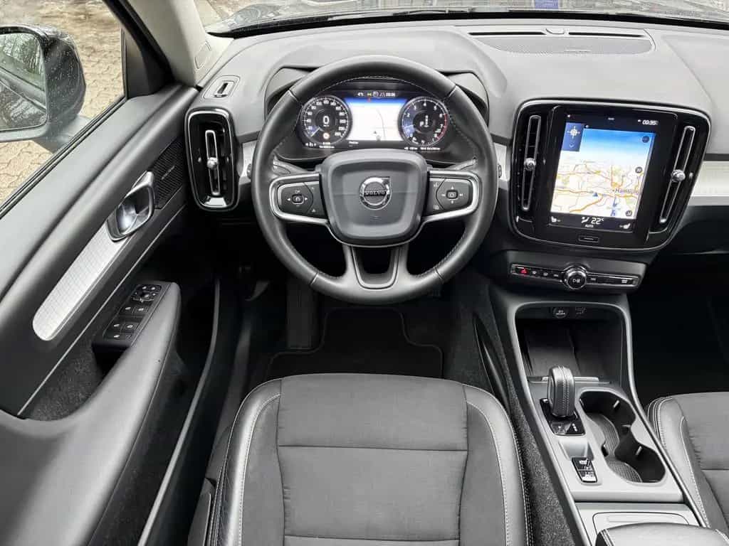 Volvo XC40 T4 Momentum Pro HARMAN/KARDON | KAMERA | NA 05/2019-photo-26