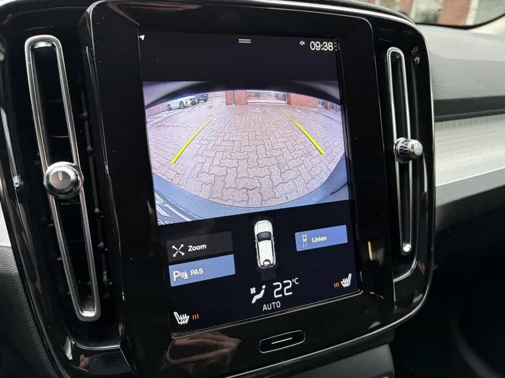 Volvo XC40 T4 Momentum Pro HARMAN/KARDON | KAMERA | NA 05/2019-photo-30