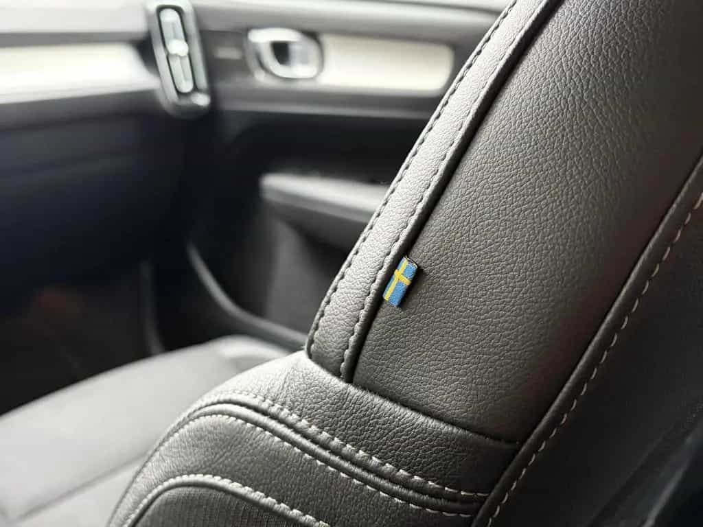 Volvo XC40 T4 Momentum Pro HARMAN/KARDON | KAMERA | NA 05/2019-photo-39