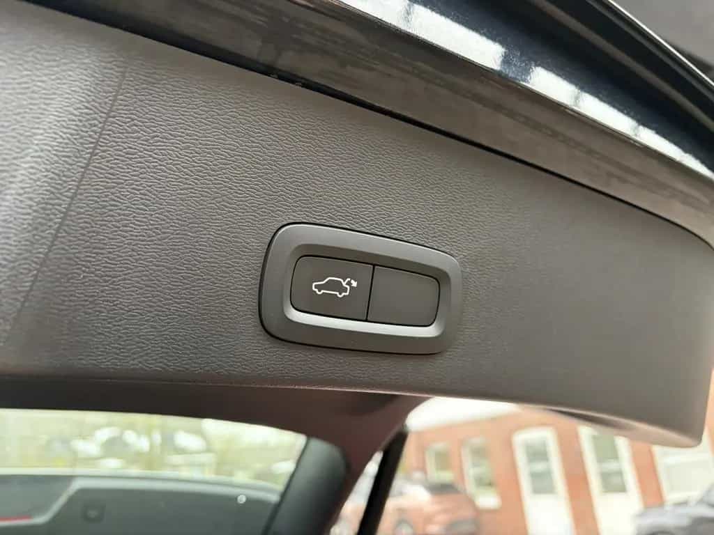 Volvo XC40 T4 Momentum Pro HARMAN/KARDON | KAMERA | NA 05/2019-photo-44