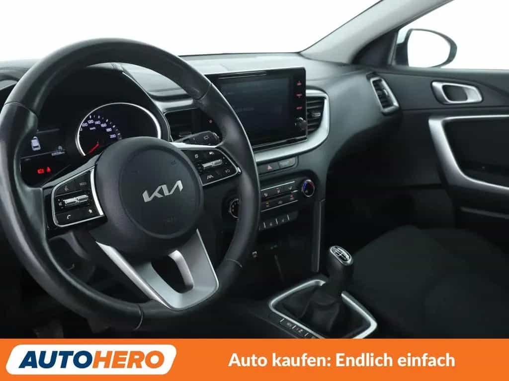 Kia cee'd / Ceed cee'd 1.0 TGDI Edition 7 01/2022-photo-10