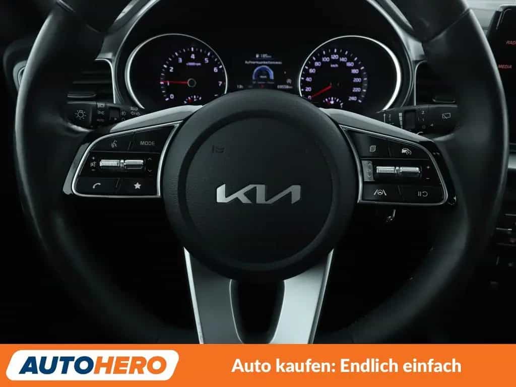 Kia cee'd / Ceed cee'd 1.0 TGDI Edition 7 01/2022-photo-18