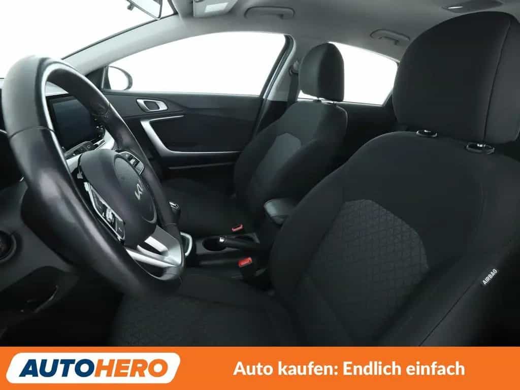 Kia cee'd / Ceed cee'd 1.0 TGDI Edition 7 01/2022-photo-9
