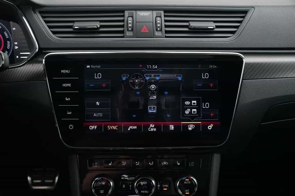 Skoda Superb C. SPORTLINE 2.0 DSG 4X4 VOLLAUSSTATTUNG 05/2020-photo-34