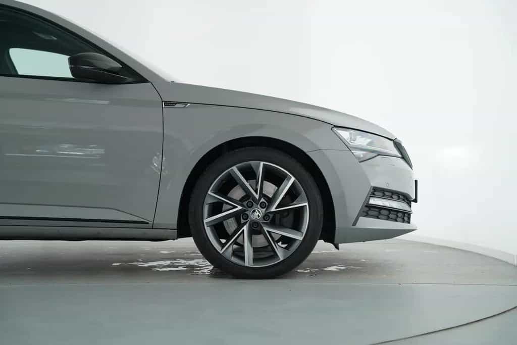 Skoda Superb C. SPORTLINE 2.0 DSG 4X4 VOLLAUSSTATTUNG 05/2020-photo-4