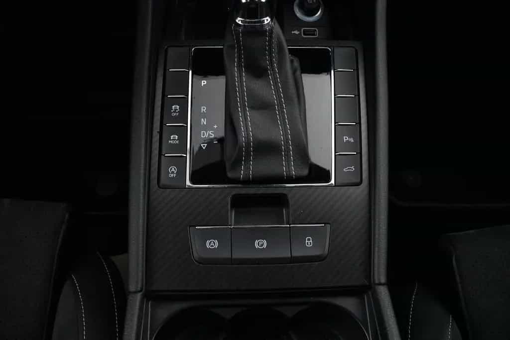 Skoda Superb C. SPORTLINE 2.0 DSG 4X4 VOLLAUSSTATTUNG 05/2020-photo-40