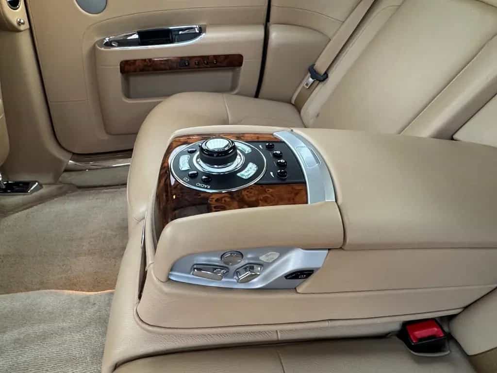 Rolls-Royce Ghost 01/2011-photo-19