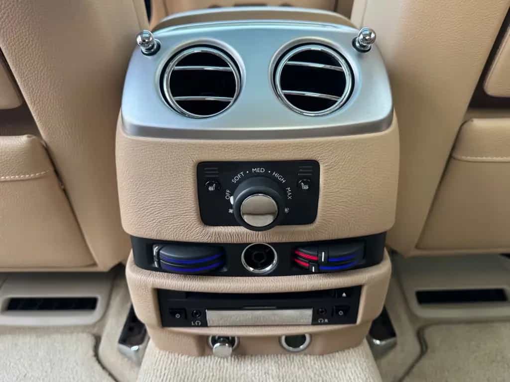 Rolls-Royce Ghost 01/2011-photo-22