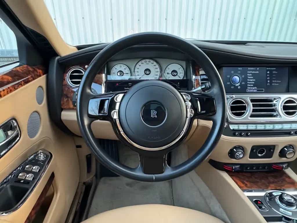 Rolls-Royce Ghost 01/2011-photo-31