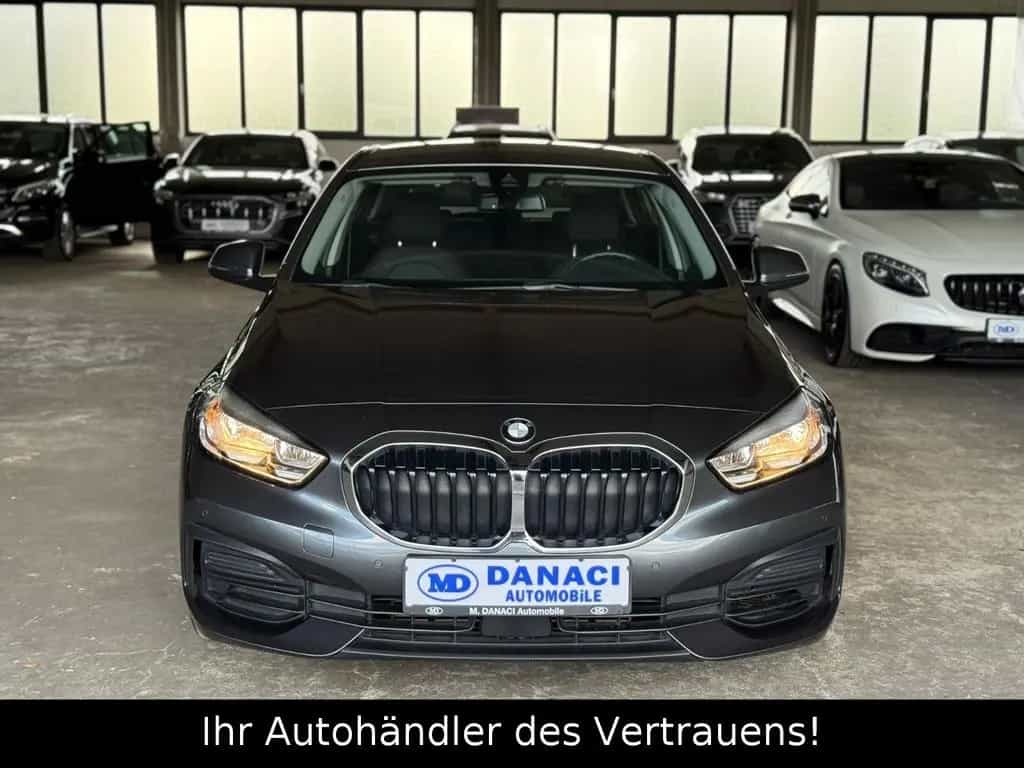 BMW 118 i Advantage*NAVI*CarPlay*PDC*Tempomat 08/2020-photo-1