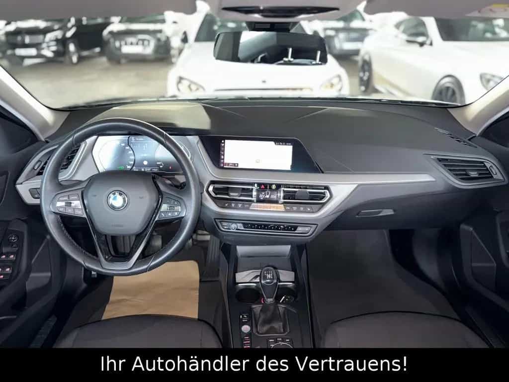 BMW 118 i Advantage*NAVI*CarPlay*PDC*Tempomat 08/2020-photo-9