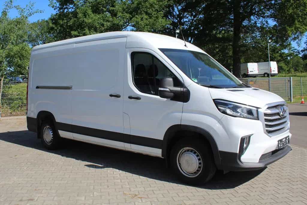 Maxus Deliver 9 2.0 Diesel L3H2  RWD (Kamera, AHK) 04/2024-photo-2