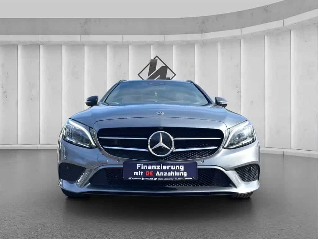 Mercedes-Benz C 300 T*Night-Paket*LED*360°-Cam*SHZ* 07/2019-photo-10