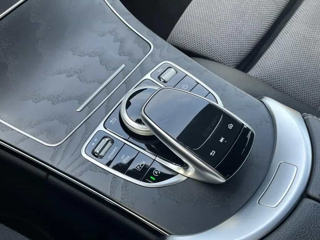 Mercedes-Benz C 300 T*Night-Paket*LED*360°-Cam*SHZ* 07/2019-photo-21
