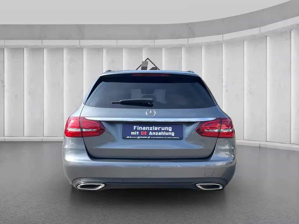 Mercedes-Benz C 300 T*Night-Paket*LED*360°-Cam*SHZ* 07/2019-photo-4