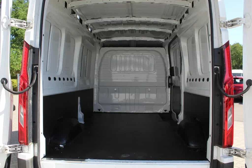 Maxus Deliver 9 2.0 Diesel L3H2 RWD  (Kamera) 04/2024-photo-9