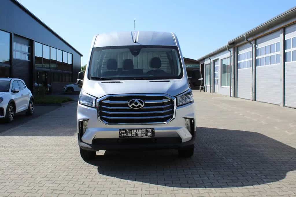 Maxus Deliver 9 Diesel L3H2 Luxury RWD  (AHK) 04/2024-photo-1