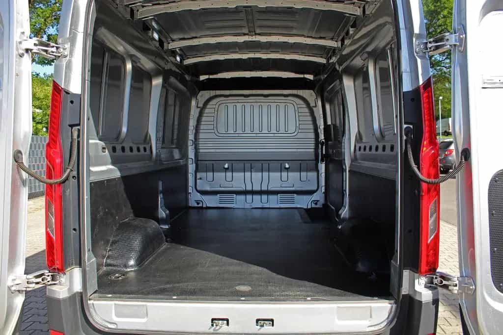 Maxus Deliver 9 Diesel L3H2 Luxury RWD  (AHK) 04/2024-photo-10