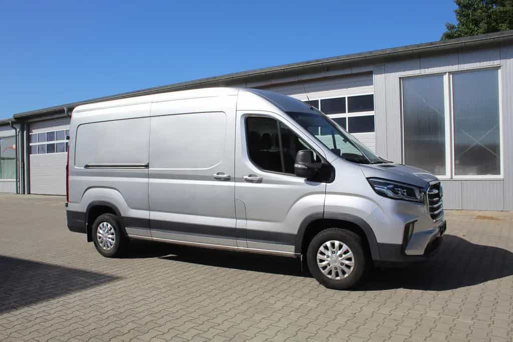 Maxus Deliver 9 Diesel L3H2 Luxury RWD  (AHK) 04/2024-photo-2