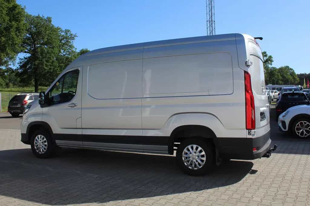 Maxus Deliver 9 Diesel L3H2 Luxury RWD  (AHK) 04/2024-photo-4