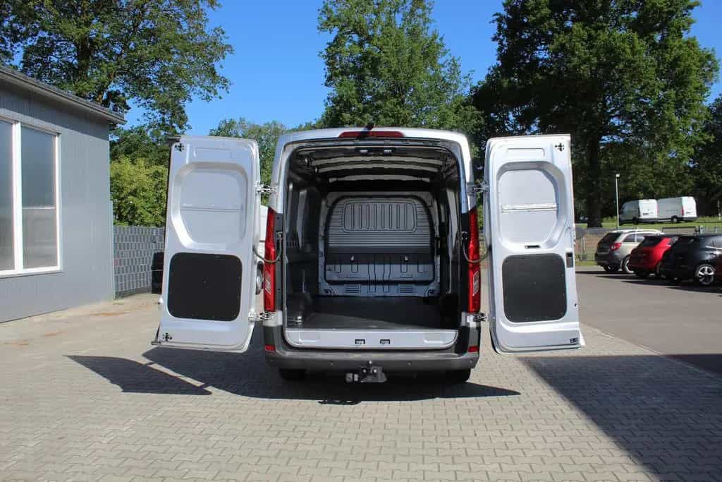 Maxus Deliver 9 Diesel L3H2 Luxury RWD  (AHK) 04/2024-photo-6