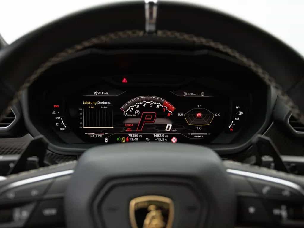 Lamborghini Urus MY20 03/2020-photo-19