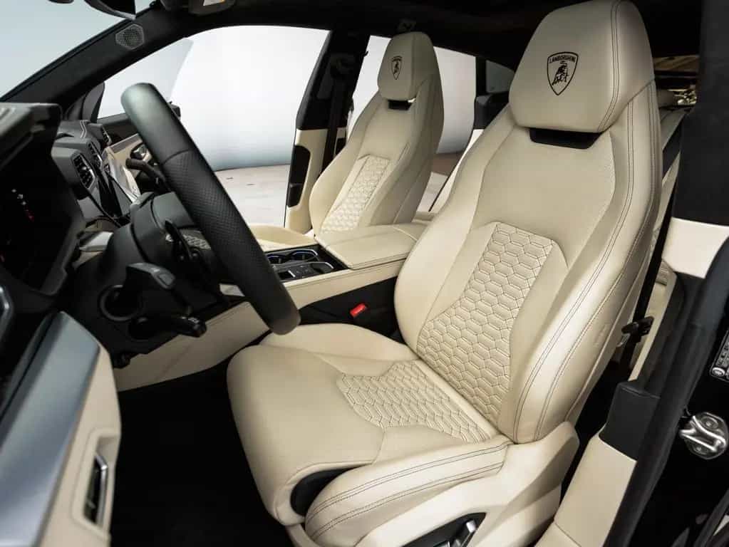 Lamborghini Urus MY20 03/2020-photo-20