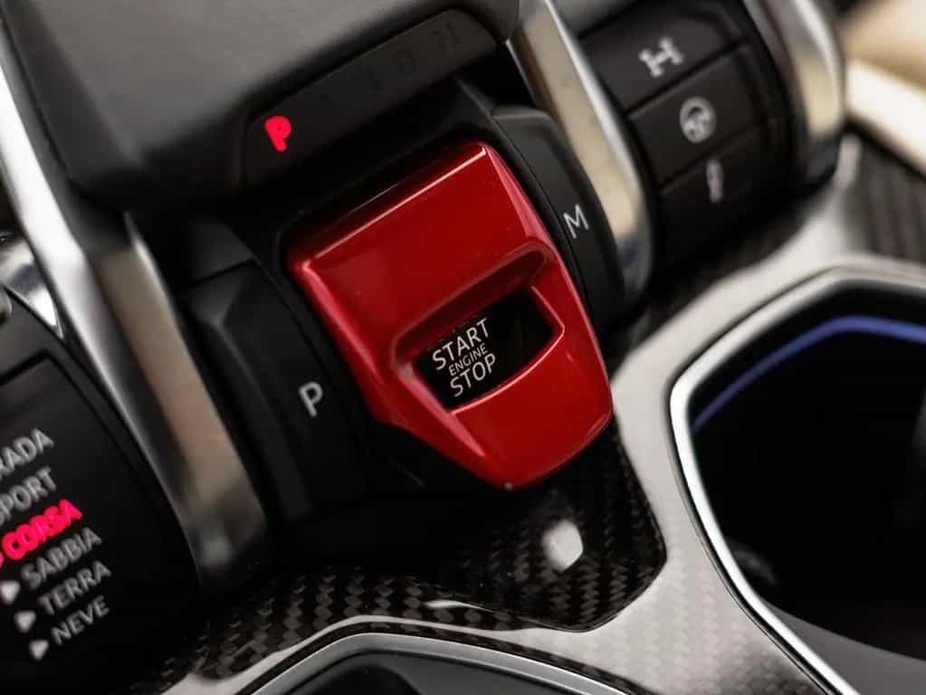 Lamborghini Urus MY20 03/2020-photo-27