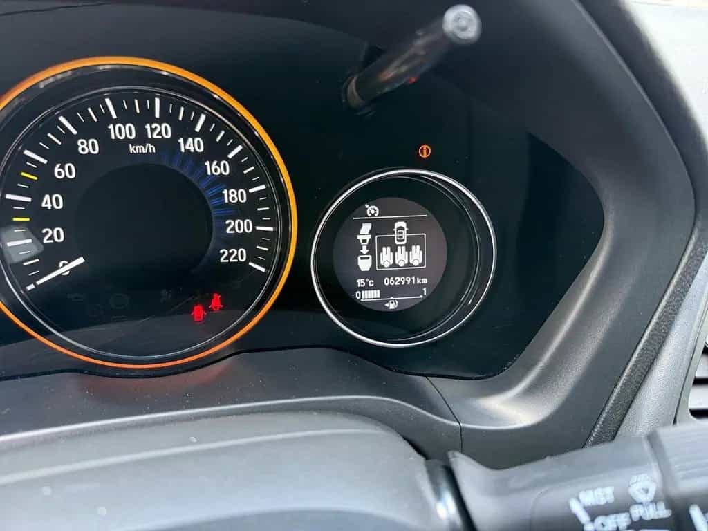 Honda HR-V 1.6 DTEC Comfort*ALLWETTER*UNFALLFREI* 02/2017-photo-17