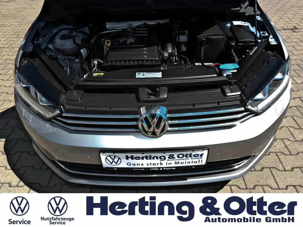Volkswagen Golf Sportsvan Highline Sport AHK PDC Temp Radio 08/2017-photo-15