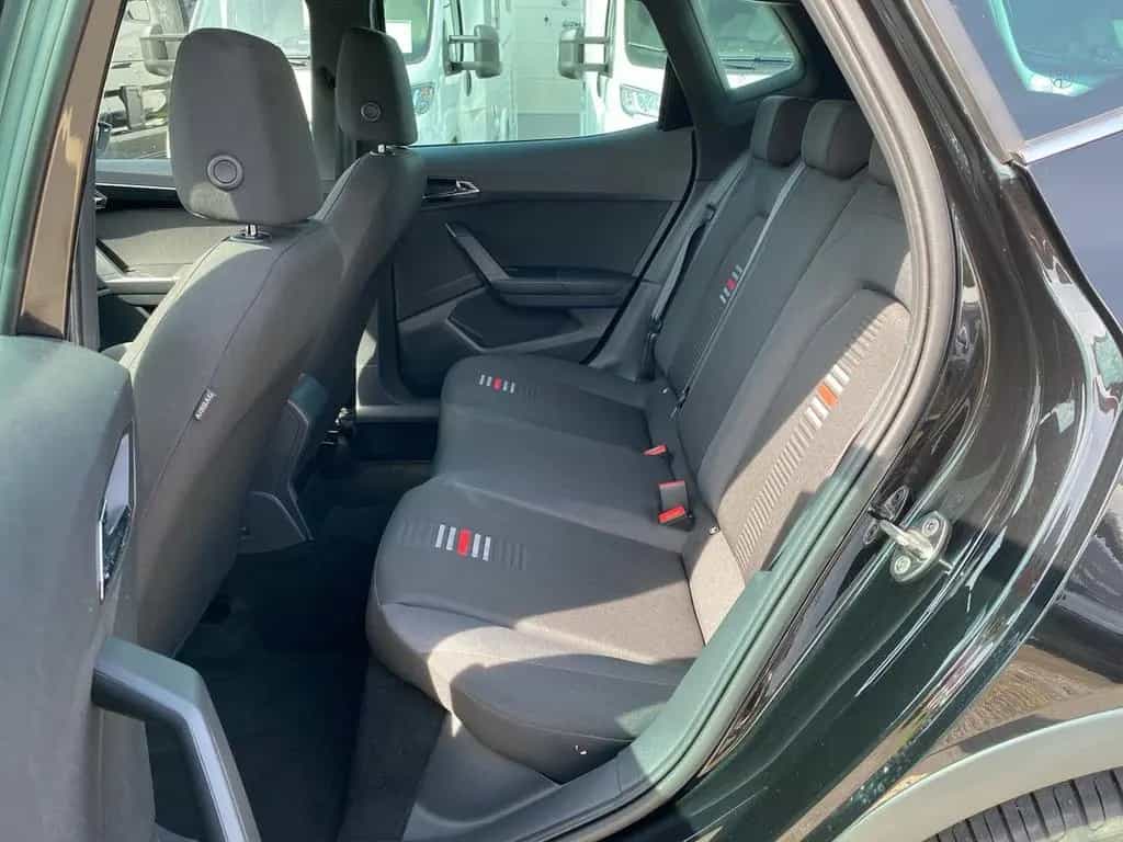 Seat Arona FR 1.5 TSI AHK+LED+NAVI+KLIMA+PARKLENK+SHZ 07/2018-photo-10