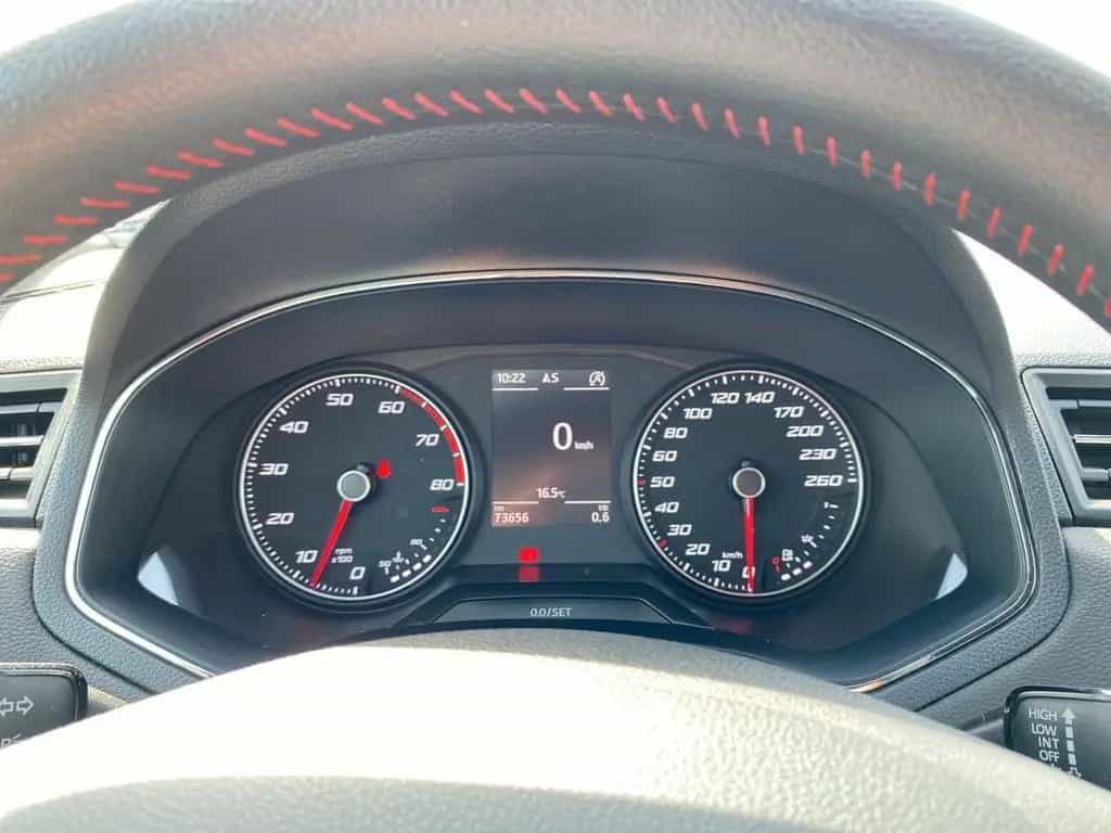 Seat Arona FR 1.5 TSI AHK+LED+NAVI+KLIMA+PARKLENK+SHZ 07/2018-photo-15
