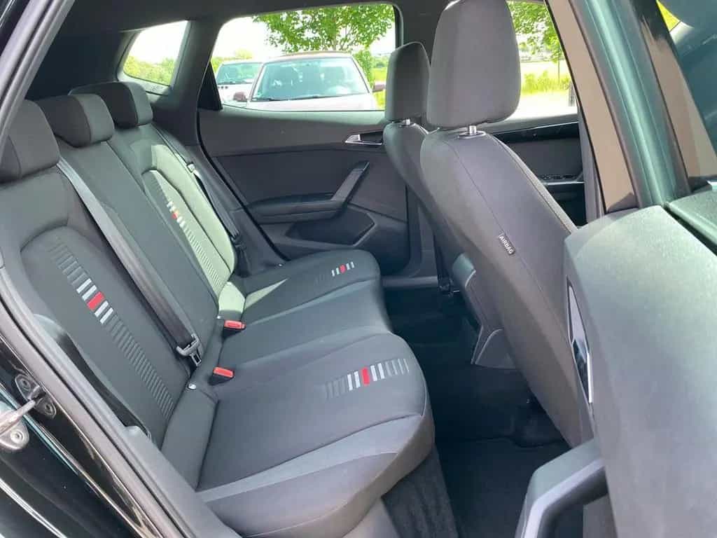 Seat Arona FR 1.5 TSI AHK+LED+NAVI+KLIMA+PARKLENK+SHZ 07/2018-photo-25
