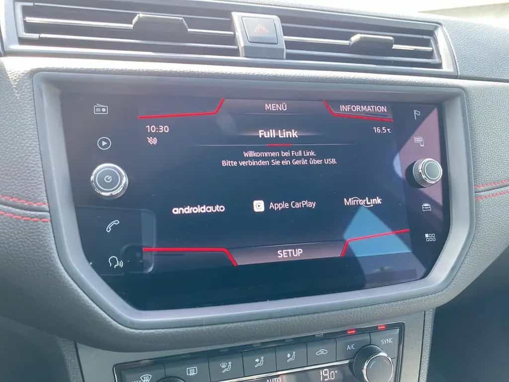 Seat Arona FR 1.5 TSI AHK+LED+NAVI+KLIMA+PARKLENK+SHZ 07/2018-photo-33