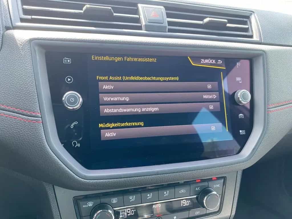 Seat Arona FR 1.5 TSI AHK+LED+NAVI+KLIMA+PARKLENK+SHZ 07/2018-photo-34