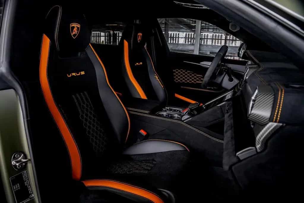 Lamborghini Urus PERFORMANTE |ADAS+|B&O|CARBON|AKRAPOVIC|PPF 05/2024-photo-27