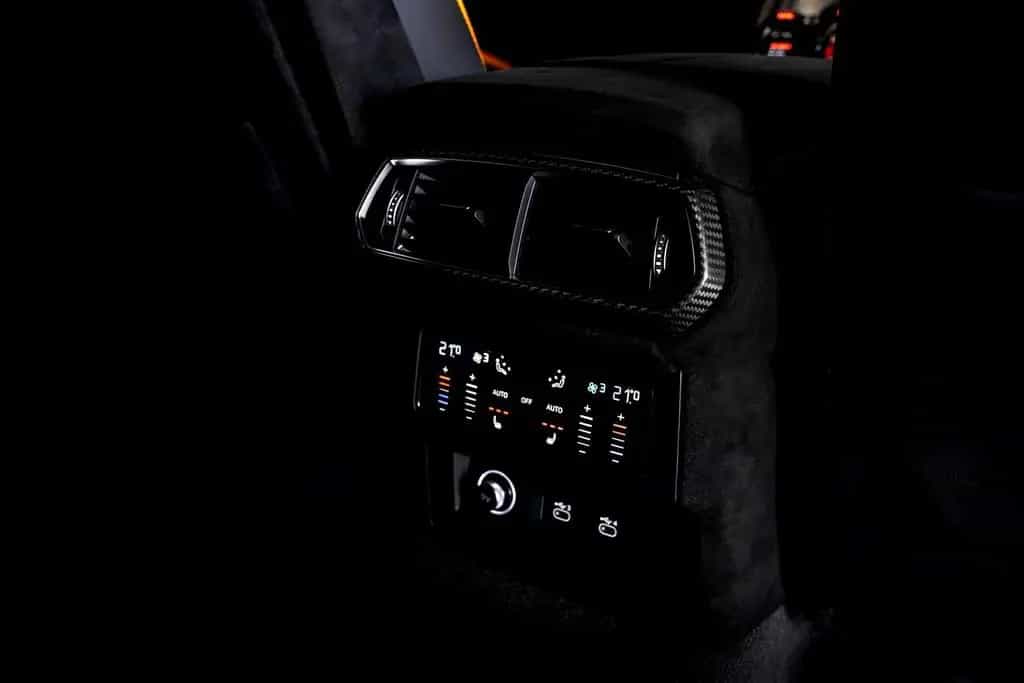 Lamborghini Urus PERFORMANTE |ADAS+|B&O|CARBON|AKRAPOVIC|PPF 05/2024-photo-37