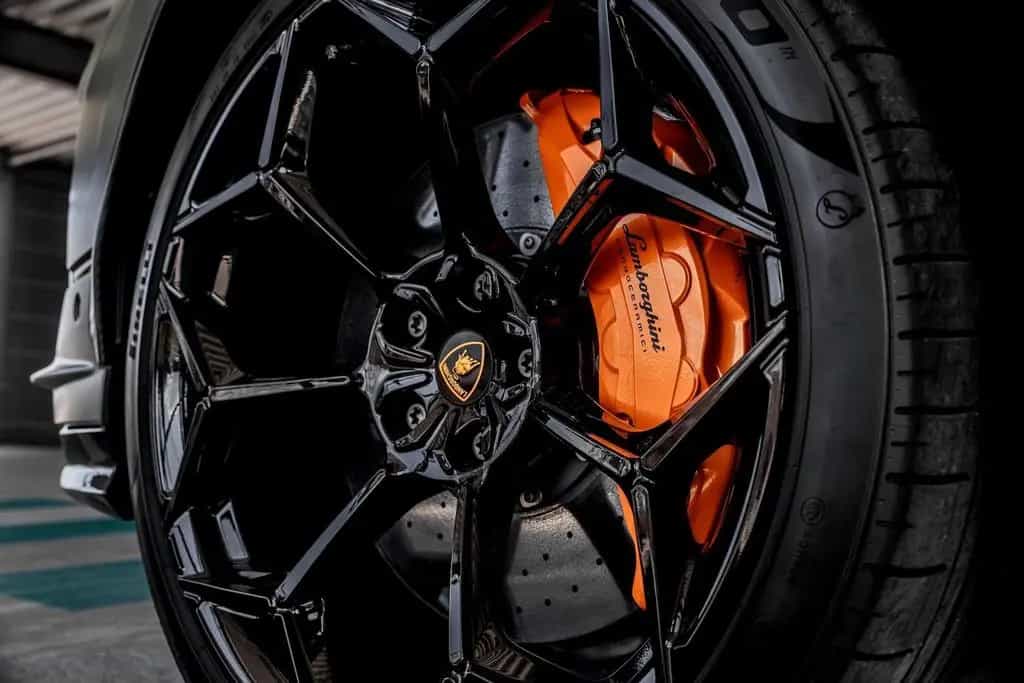 Lamborghini Urus PERFORMANTE |ADAS+|B&O|CARBON|AKRAPOVIC|PPF 05/2024-photo-8