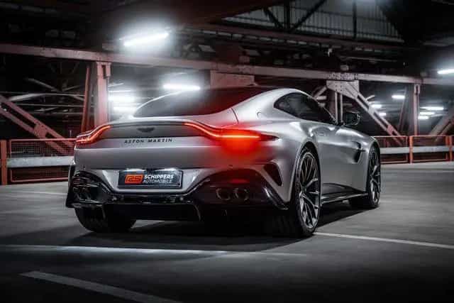 Aston Martin V8 Vantage MY25 BOWERS&WILKINS|SAMMLERFAHRZEUG 09/2024-photo-20