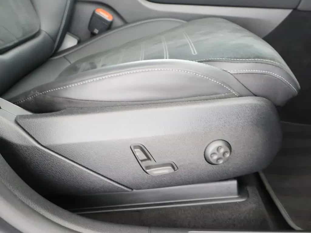 Mercedes-Benz GLC 220 d 4M AMG Burmester MBUX AHK 360 Kamera 01/2023-photo-17