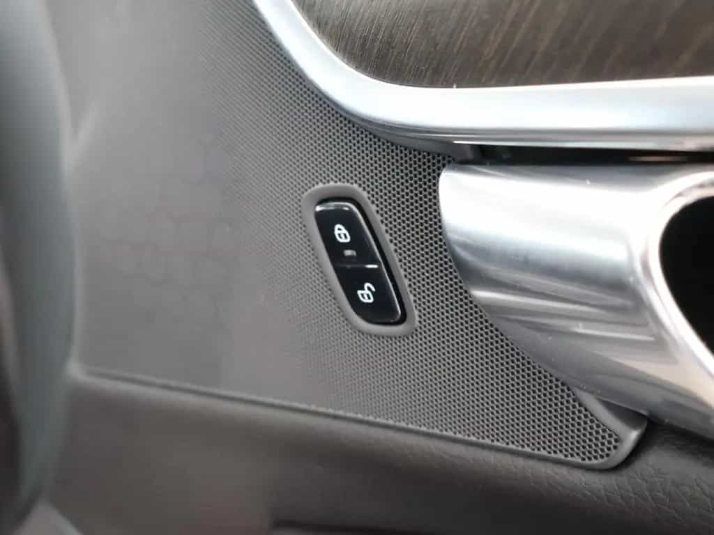Volvo V90 Cross Country D5 AWD Pro Licht-Paket Kamera 12/2019-photo-19
