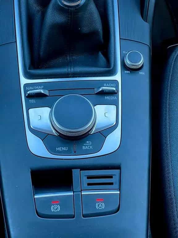 Audi A3 Sportback basis 08/2018-photo-18