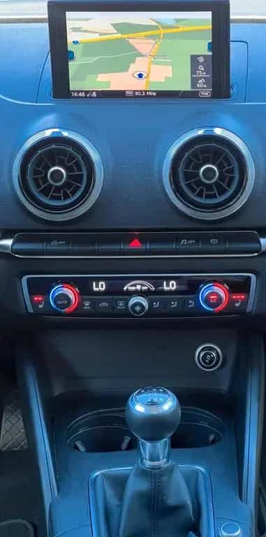 Audi A3 Sportback basis 08/2018-photo-19