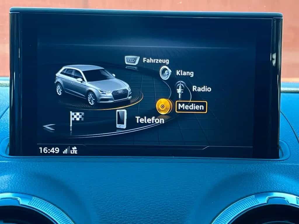 Audi A3 Sportback basis 08/2018-photo-21
