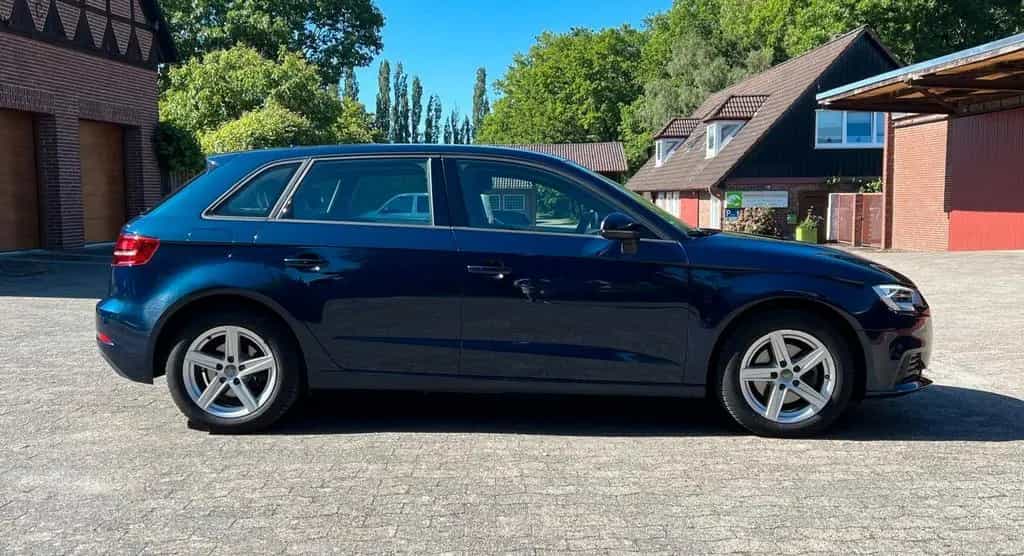 Audi A3 Sportback basis 08/2018-photo-8