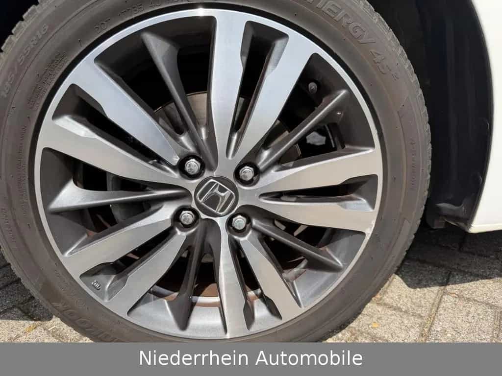 Honda Jazz Elegance SH+Kamera+Tüv&AU Neu+Scheckheft 02/2017-photo-14