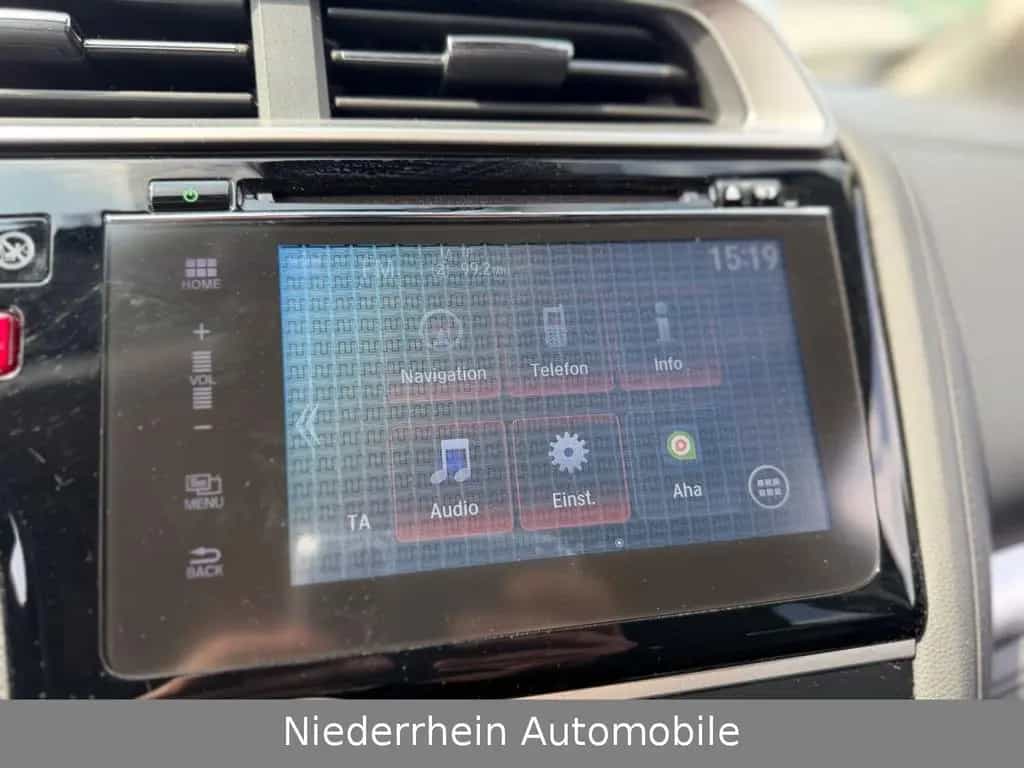 Honda Jazz Elegance SH+Kamera+Tüv&AU Neu+Scheckheft 02/2017-photo-18