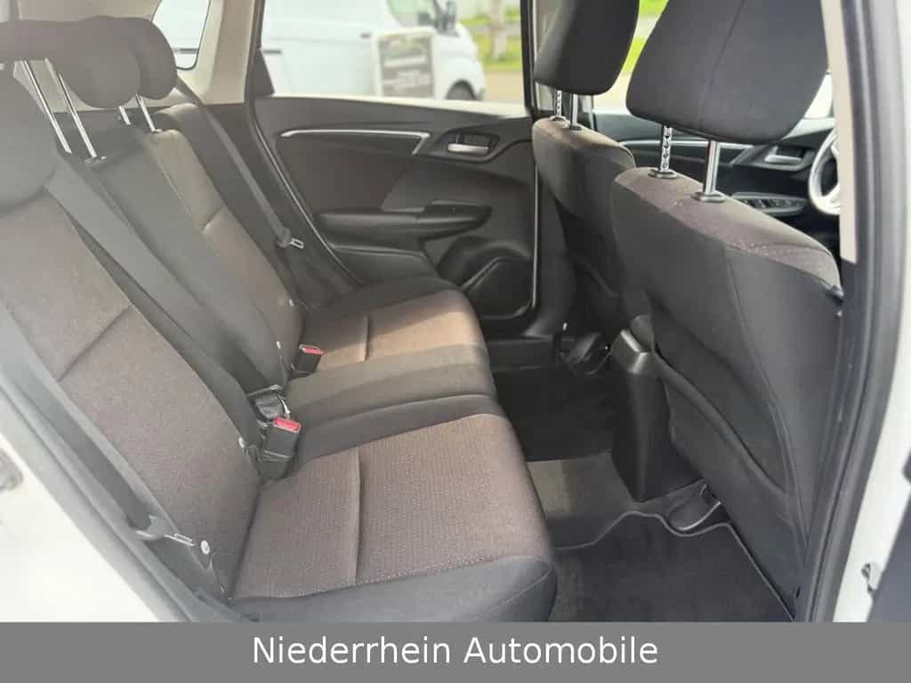 Honda Jazz Elegance SH+Kamera+Tüv&AU Neu+Scheckheft 02/2017-photo-5