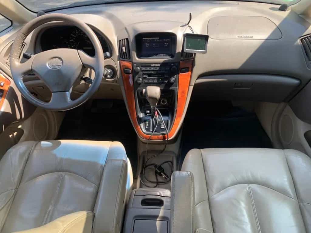 Lexus RX 300 3.0 V6 2WD 01/1999-photo-9